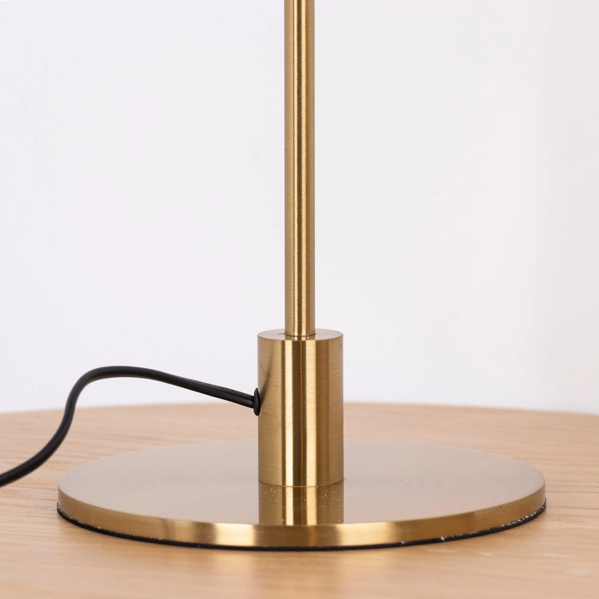 Calvessa - Glass & Metal Table Lamp, Brass/Black LUMINORLIGHTING