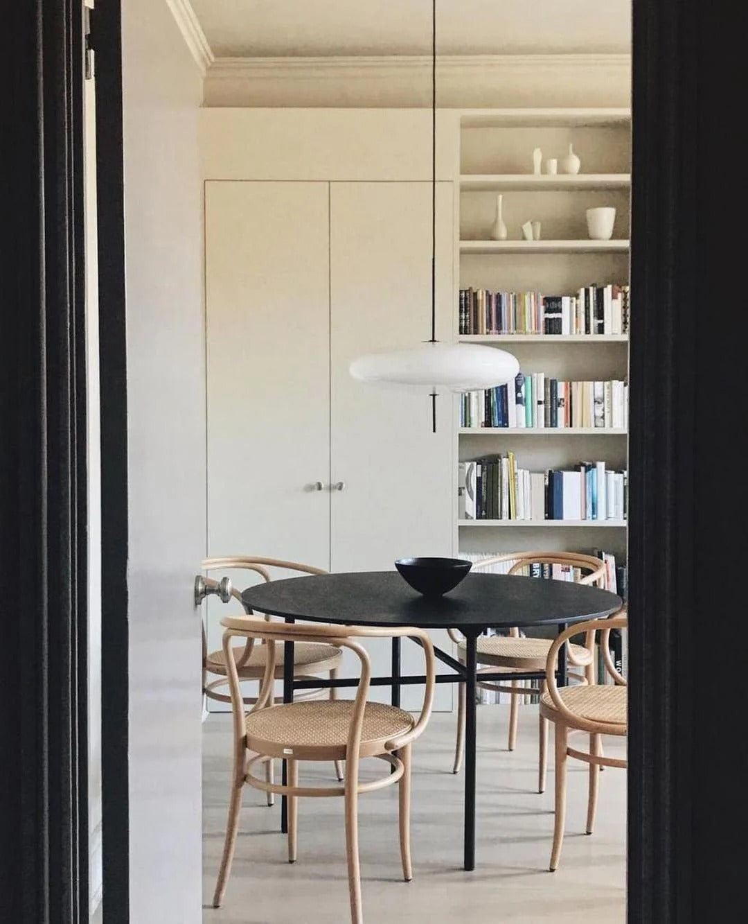 Lunaria - Model 2065 Pendant Lamp, Black/White LUMINORLIGHTING