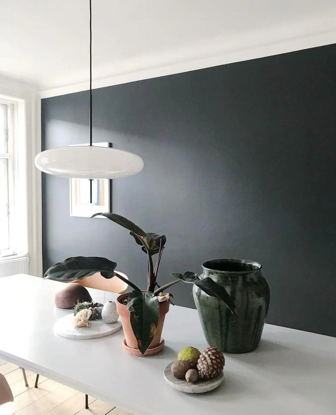 Lunaria - Model 2065 Pendant Lamp, Black/White LUMINORLIGHTING