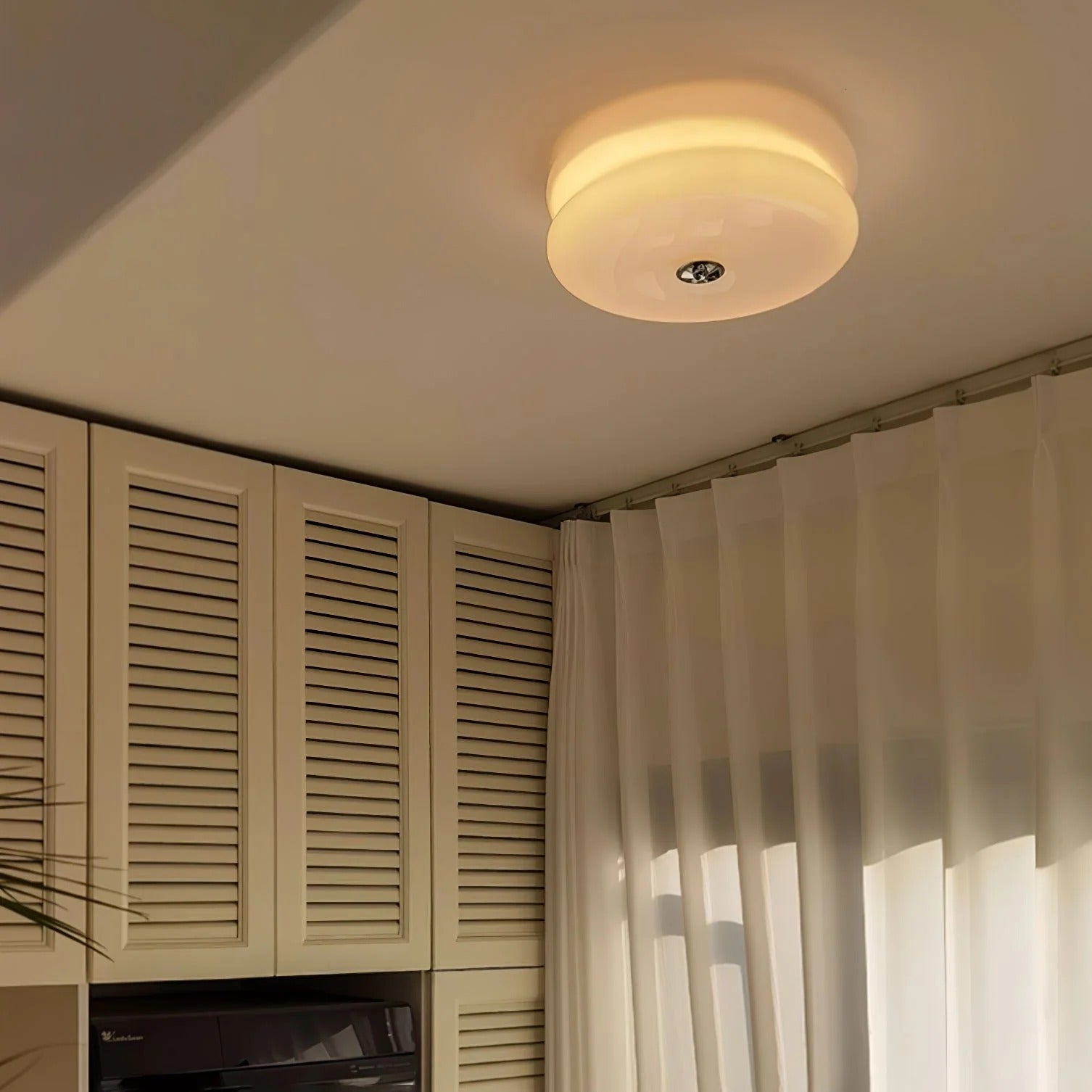 Nuvetta - Creamy Tone Round Ceiling Light LUMINORLIGHTING